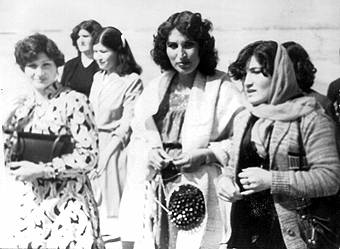 oni2.jpg (19552 bytes)