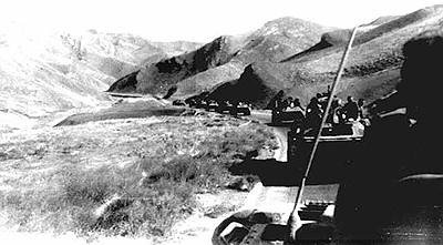 2-av.jpg (19731 bytes)