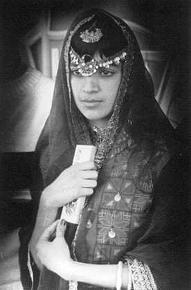 oni1.jpg (14134 bytes)