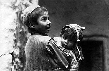 oni3.jpg (14079 bytes)