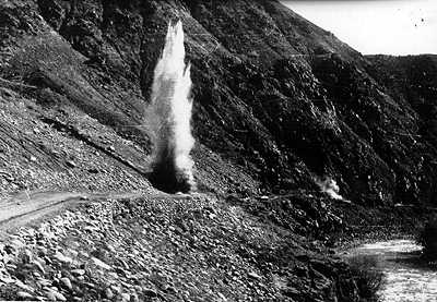 we6.jpg (29783 bytes)