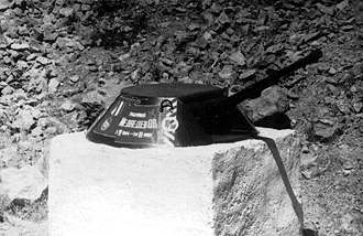 12.jpg (16821 bytes)