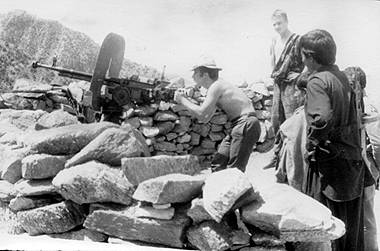 m4.jpg (20414 bytes)