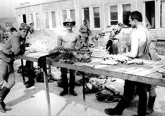 00.jpg (23799 bytes)