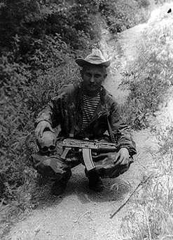 mfoto1.jpg (19772 bytes)