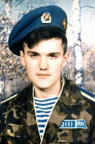 Памяти павших в
                    Чечне