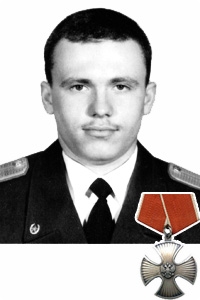 Памяти павших в
                  Чечне -