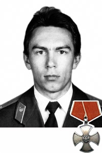 Памяти павших в
                  Чечне -