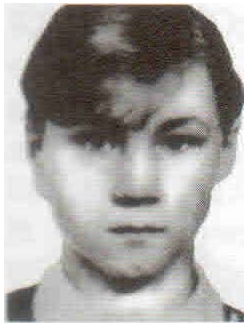 Памяти павших в
                  Чечне -