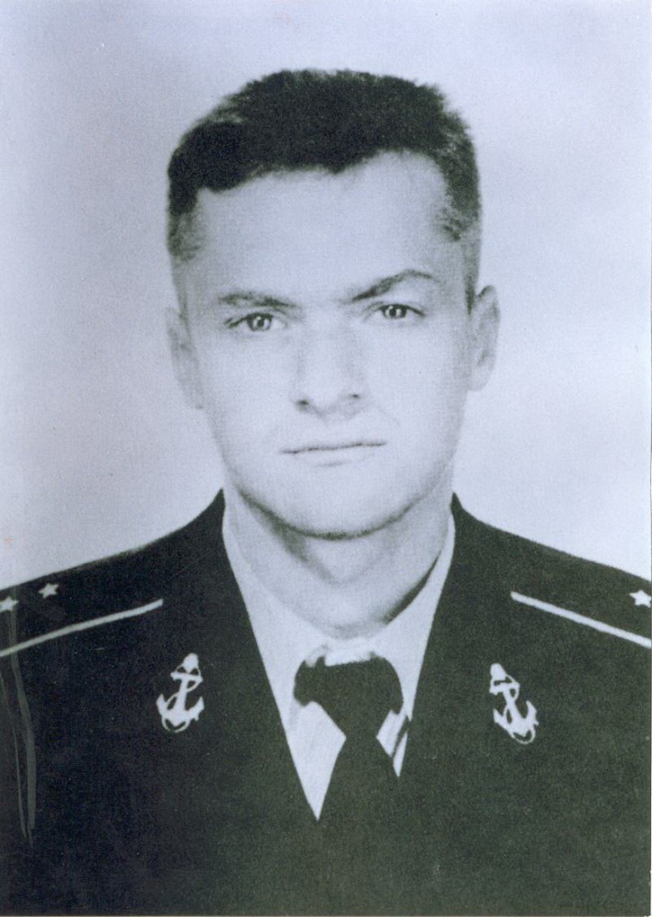 Памяти павших в
                  Чечне -