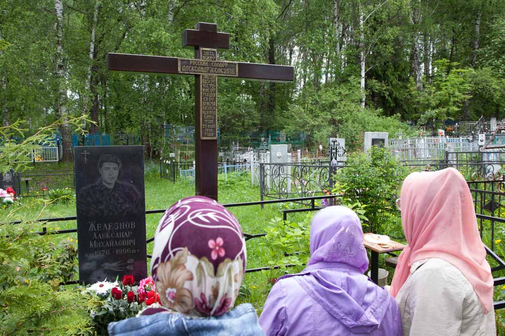 Памяти павших в Чечне
                    -