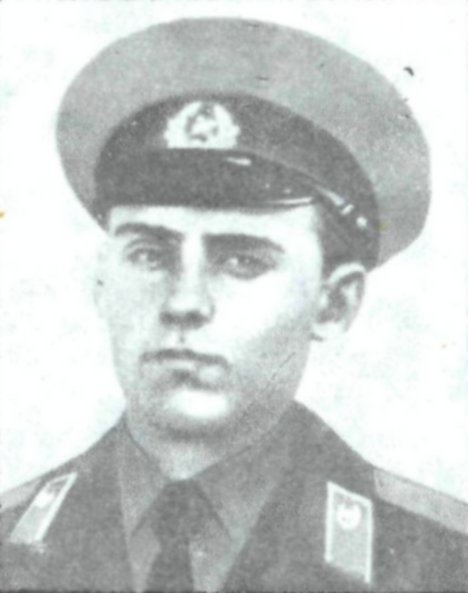 КАЖАНОВ Юрий Васильевич