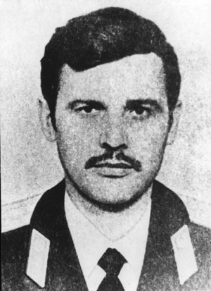 БЕЗДЕНЕЖНЫХ Николай
                                      Николаевич