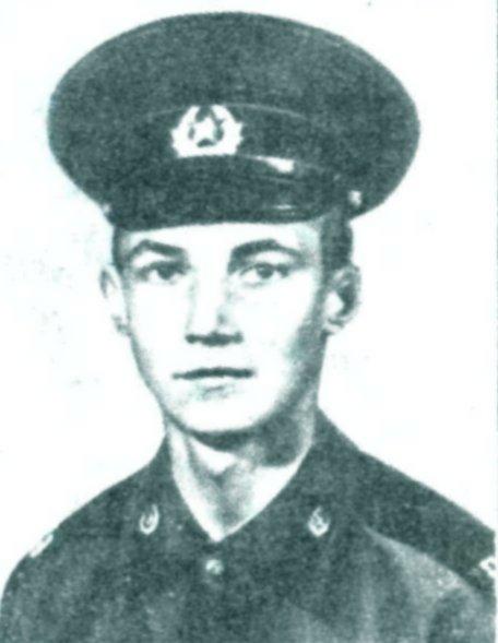 МАКСИМОВ Олег Николаевич