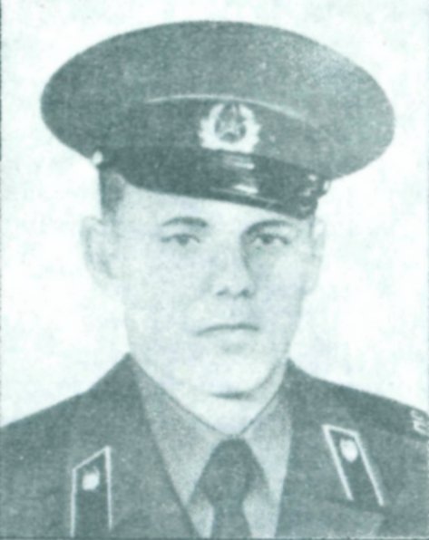 ПЯТКОВ
Виктор Михайлович ПЯТКОВ Виктор Михайлович