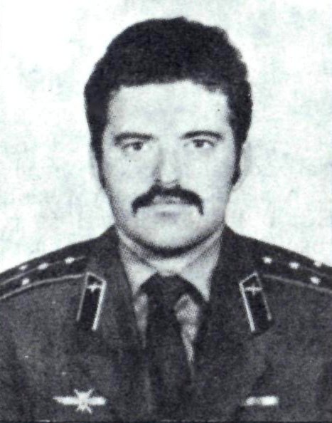 АРТЕМОВ Юрий Павлович