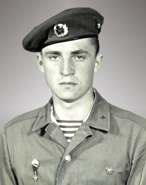 Памяти павших в
                      Афганской войне