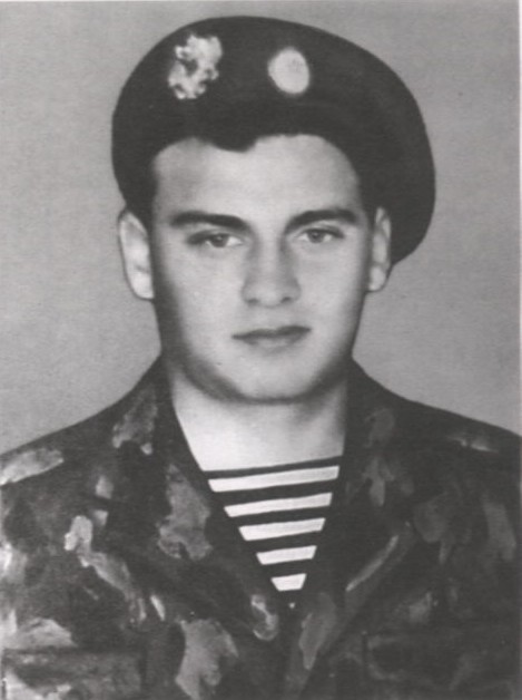 УСТЕЛЕМОВ ИГОРЬ ВЕНИАМИНОВИЧ