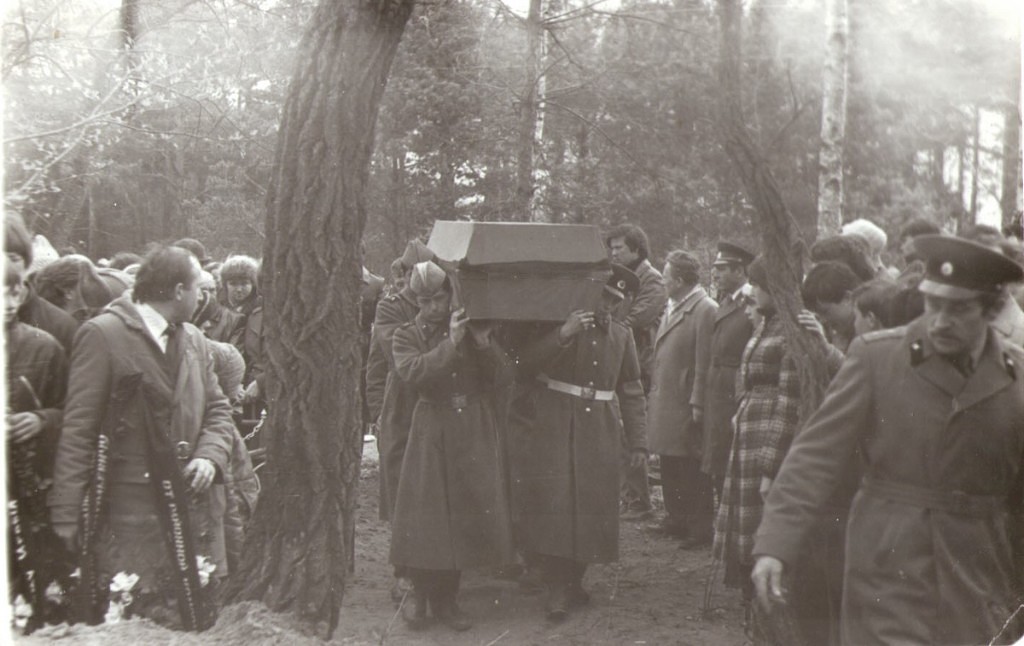Похороны И.Нападовского
                      г. Лепель, 1985 г