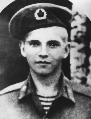 КУЛАКОВ Леонид
                      Федорович