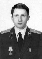 КУСТОВ Николай
                      Александрович