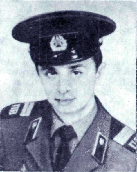 ЗОТОВ
Сергей Иванович ЗОТОВ Сергей Иванович