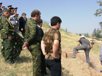 АНУФРИЕВ Михаил
              Викторович