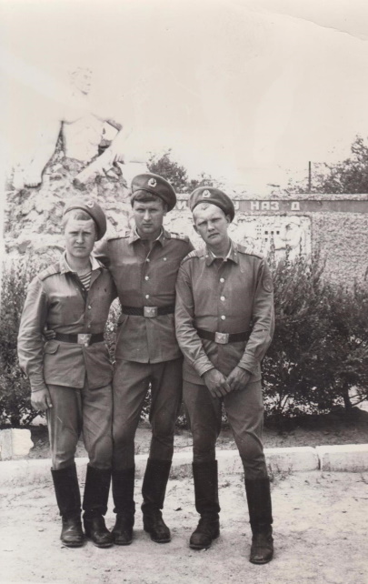 АНУФРИЕВ Михаил
              Викторович