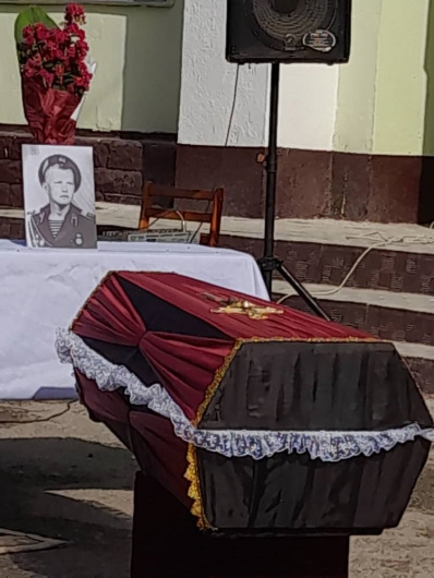 АНУФРИЕВ Михаил
              Викторович