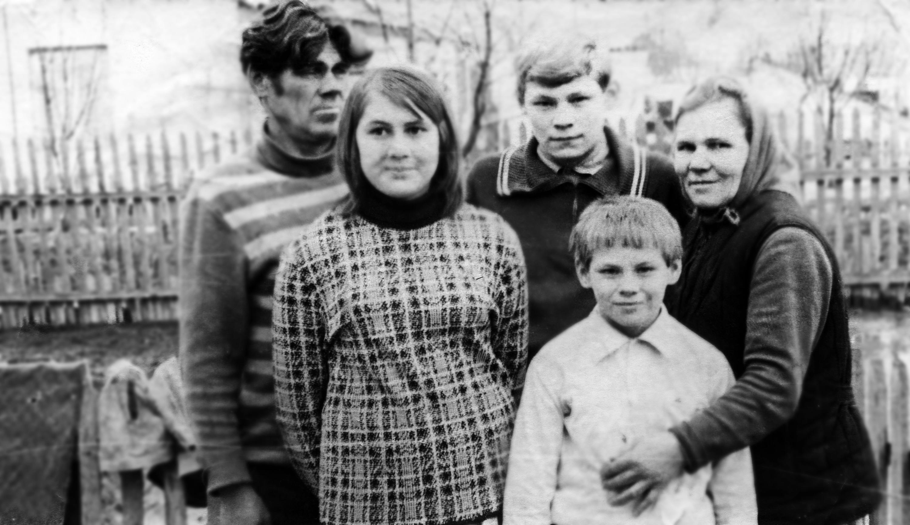 БЕЛЯЕВ Владимир
                  Витальевич