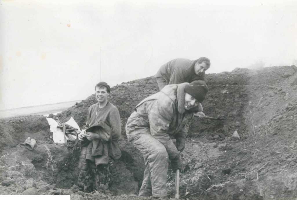 Укрепляем позиции.